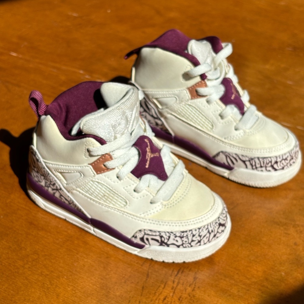 Nike Air Jordan Spizike TD Sail Bordeaux 684932-132 Size 8c Toddler shoe